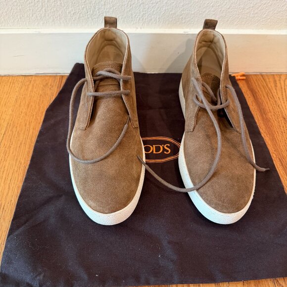 Tod's Mens Chukka/Desert Boots (Never worn) with Dust Bag